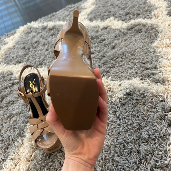 YSL TRIBUTE PLATFORM SANDALS IN SMOOTH LEATHER - Picture 5 of 5